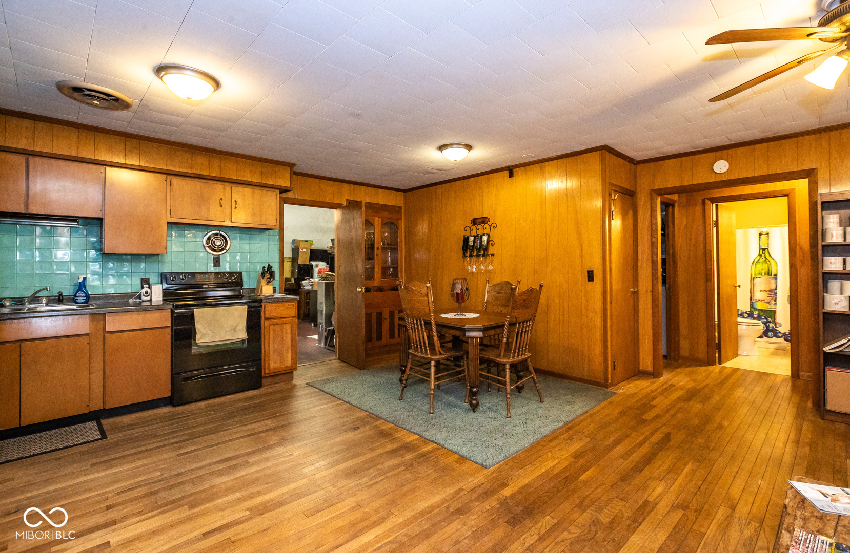 18 N Jefferson Street