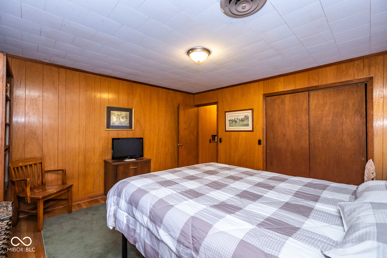 18 N Jefferson Street