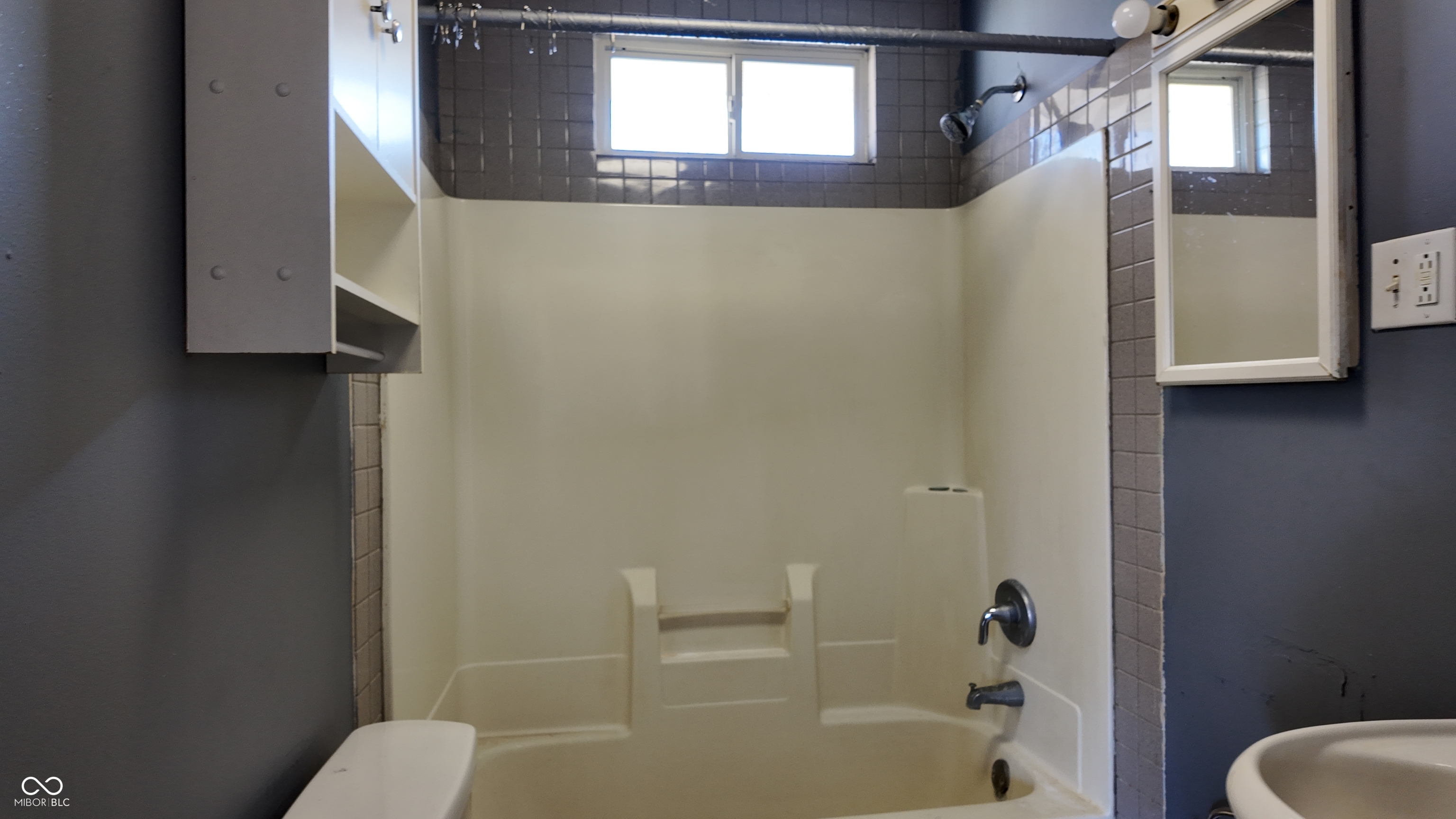 4115 S Butler Avenue