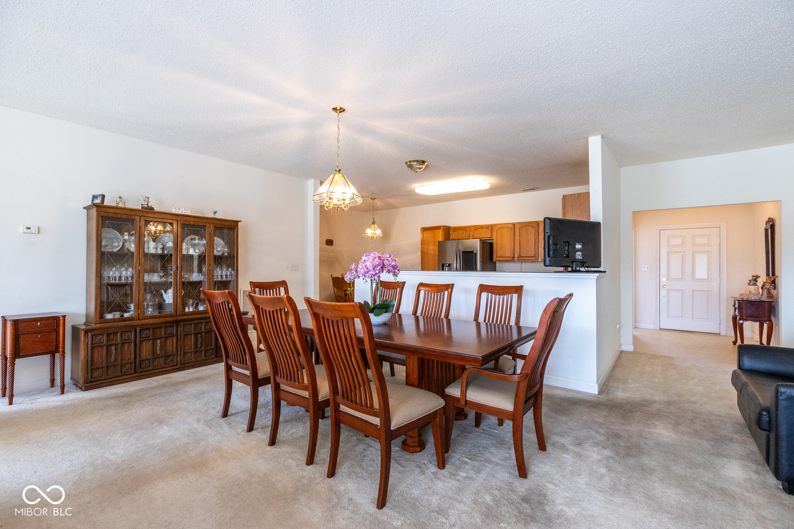 1085 Sassafras Trail