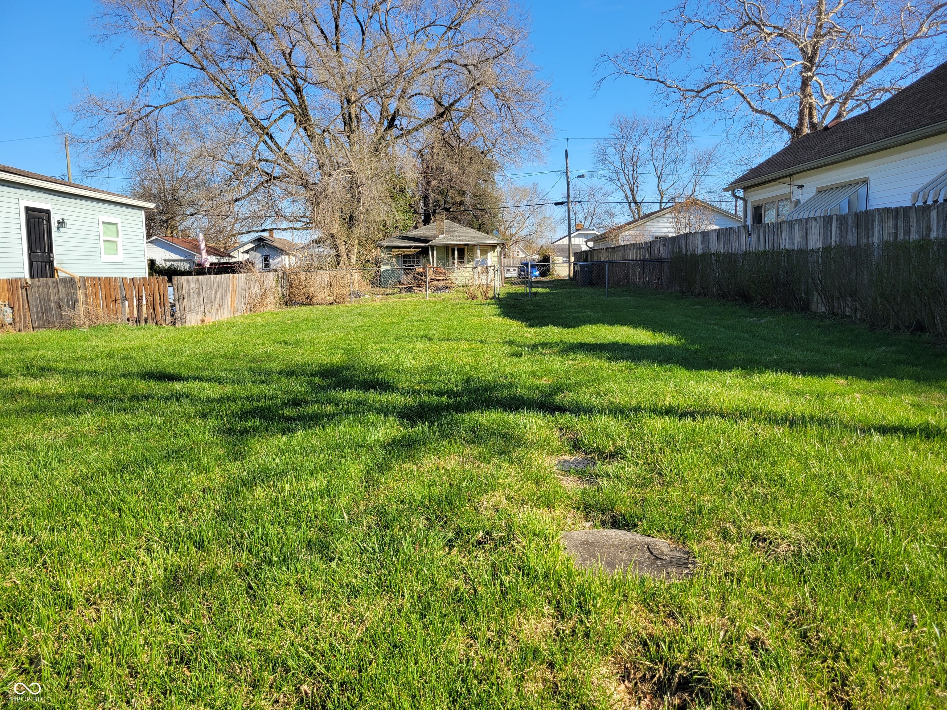 1424 Finley Avenue