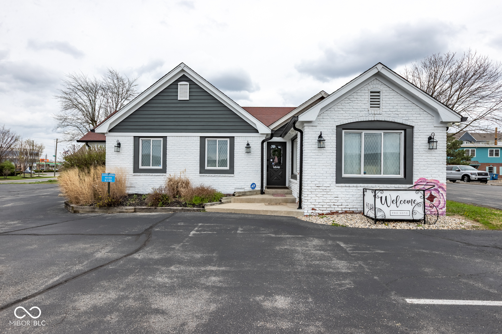 8149 Castleton Road