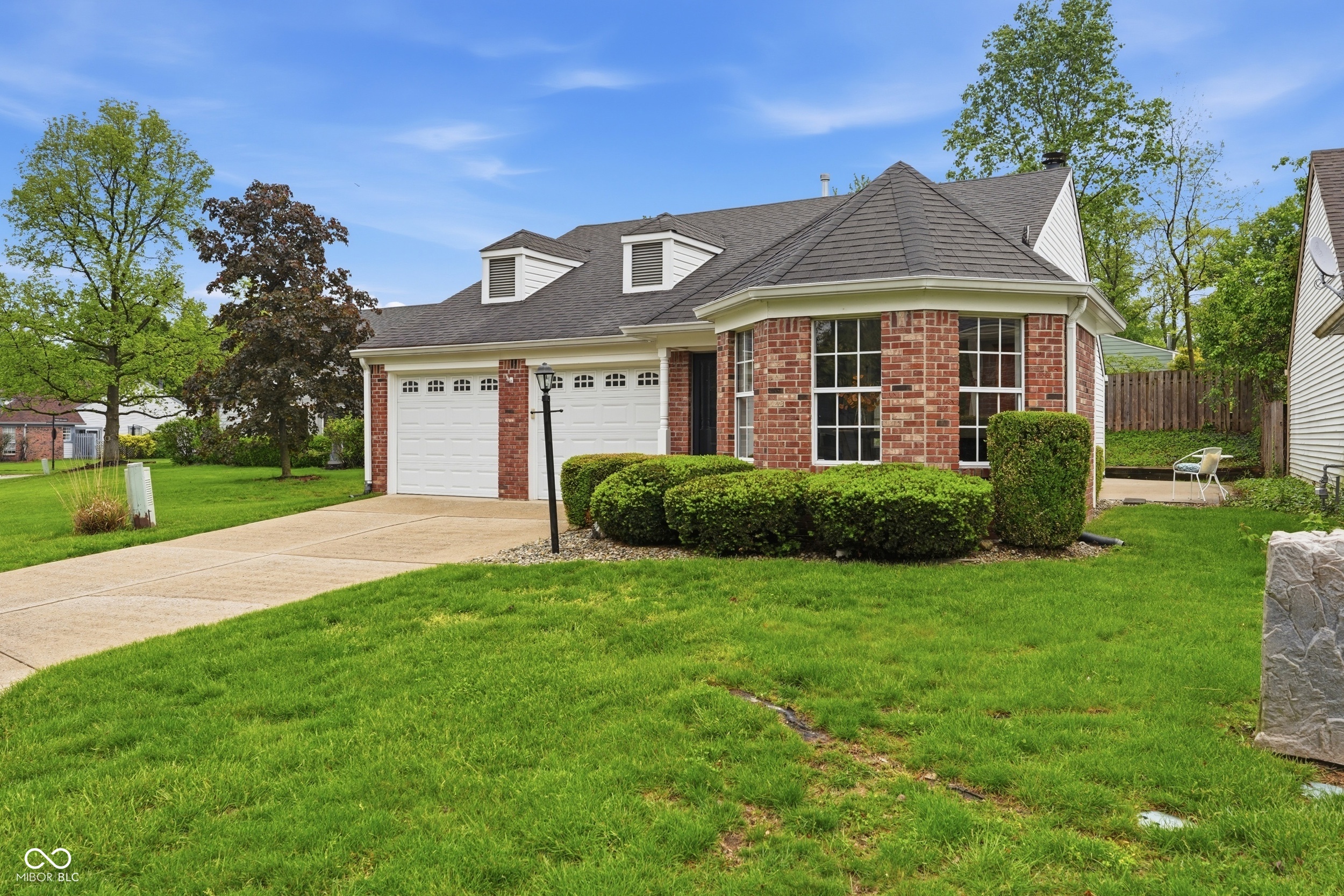 9652 Pine Ridge East Drive