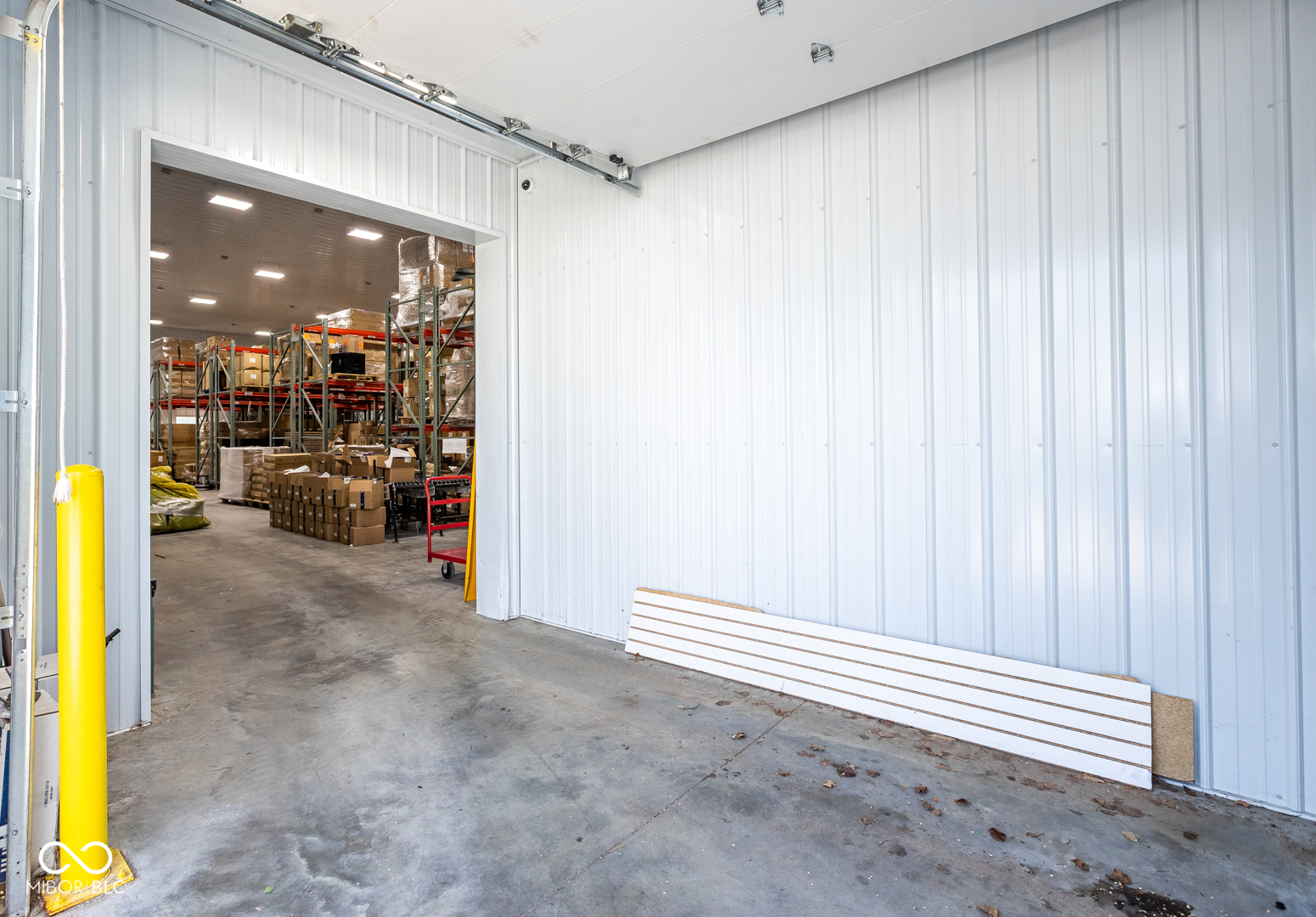 3893 W State Road 47