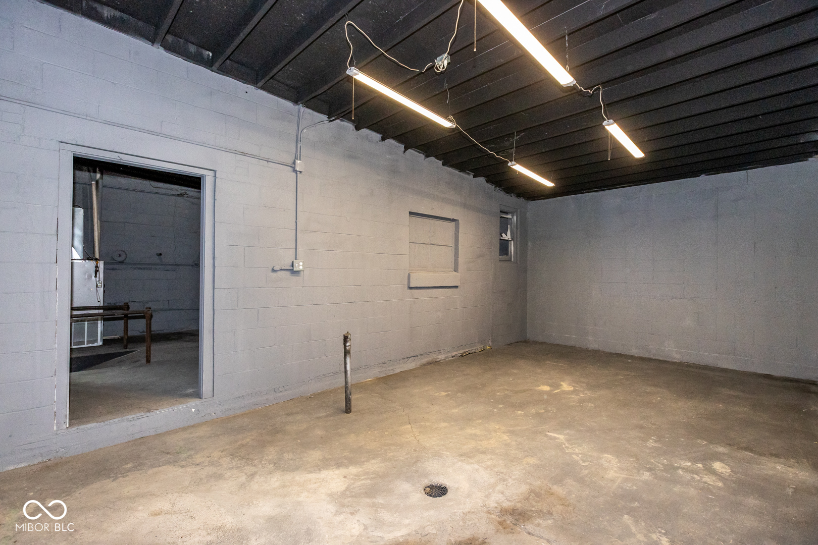 2043 E Minnesota Street