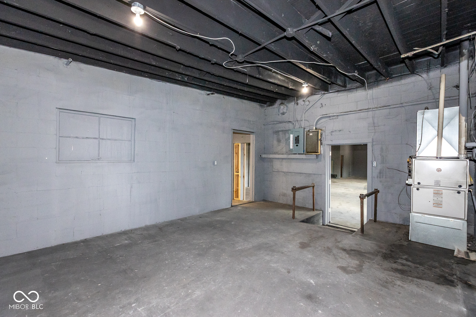 2043 E Minnesota Street