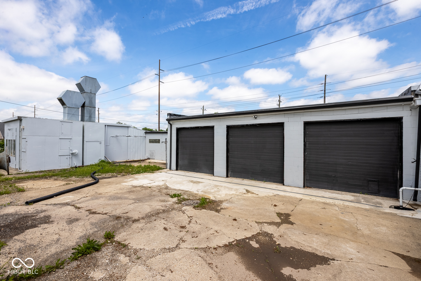2043 E Minnesota Street