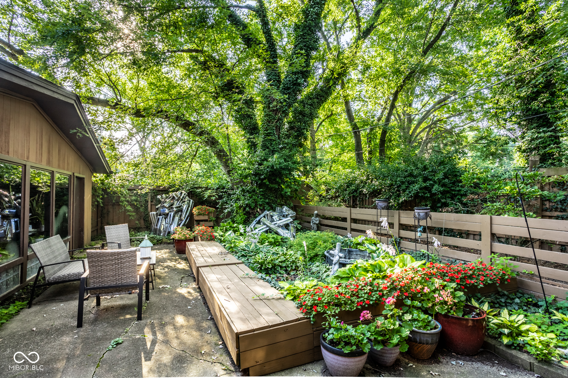 885 E 83rd Street