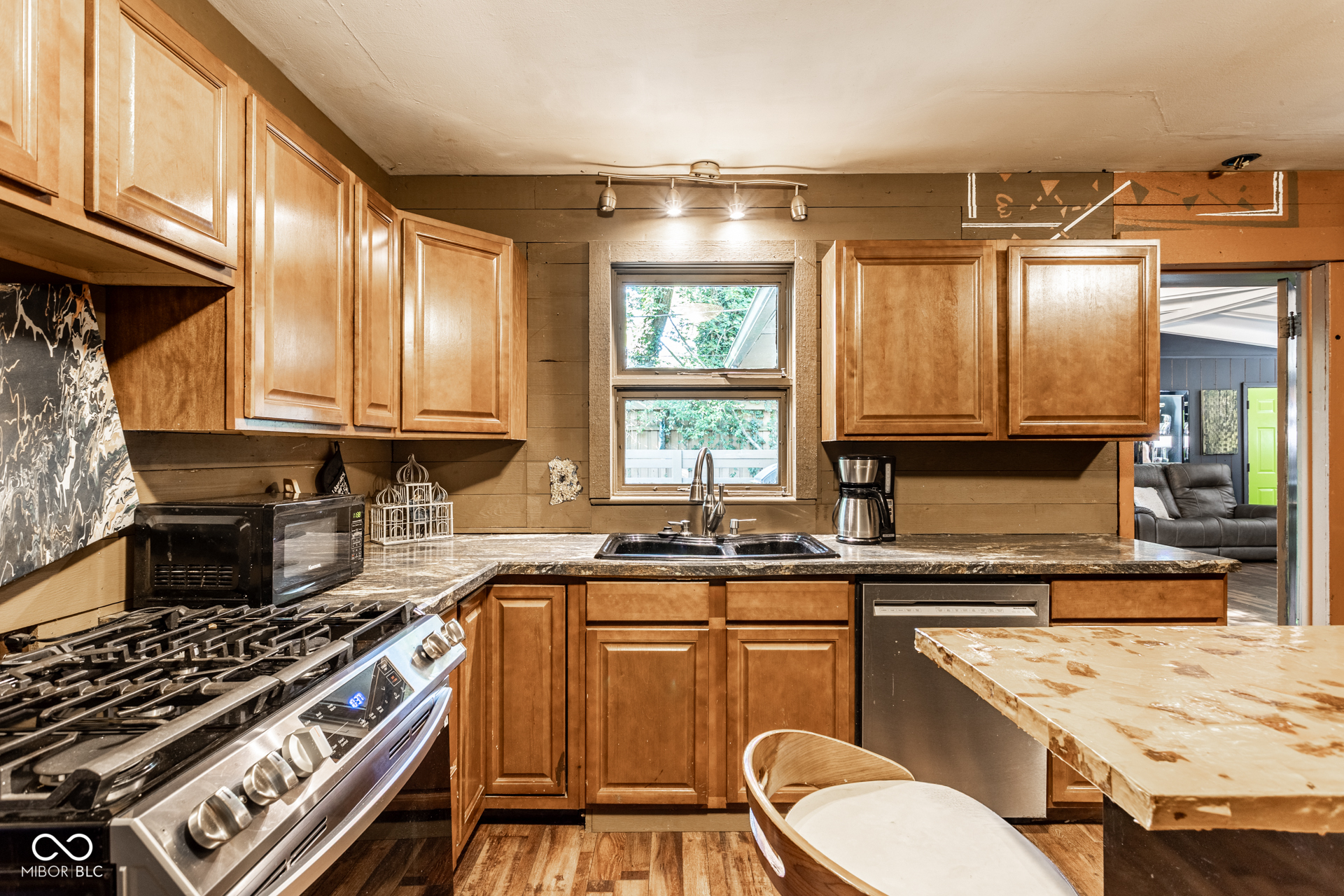 885 E 83rd Street