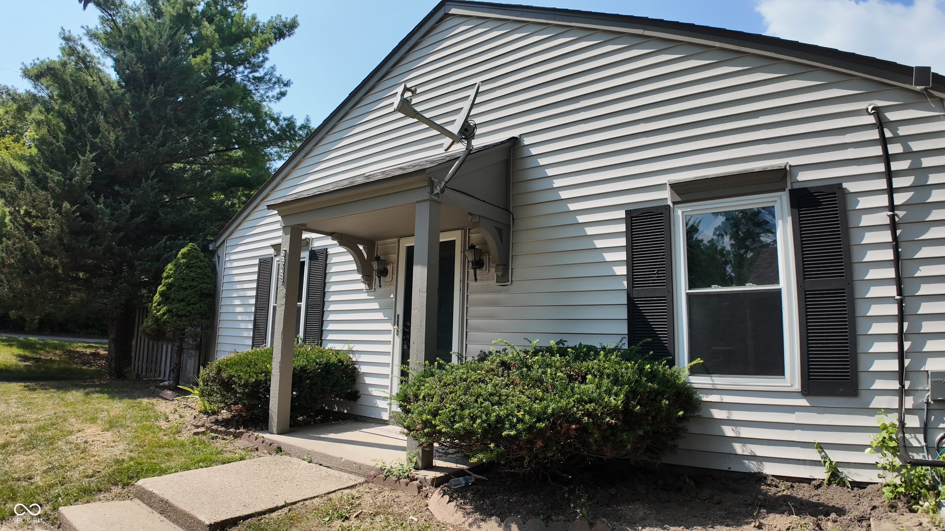 5938 Deerwood
