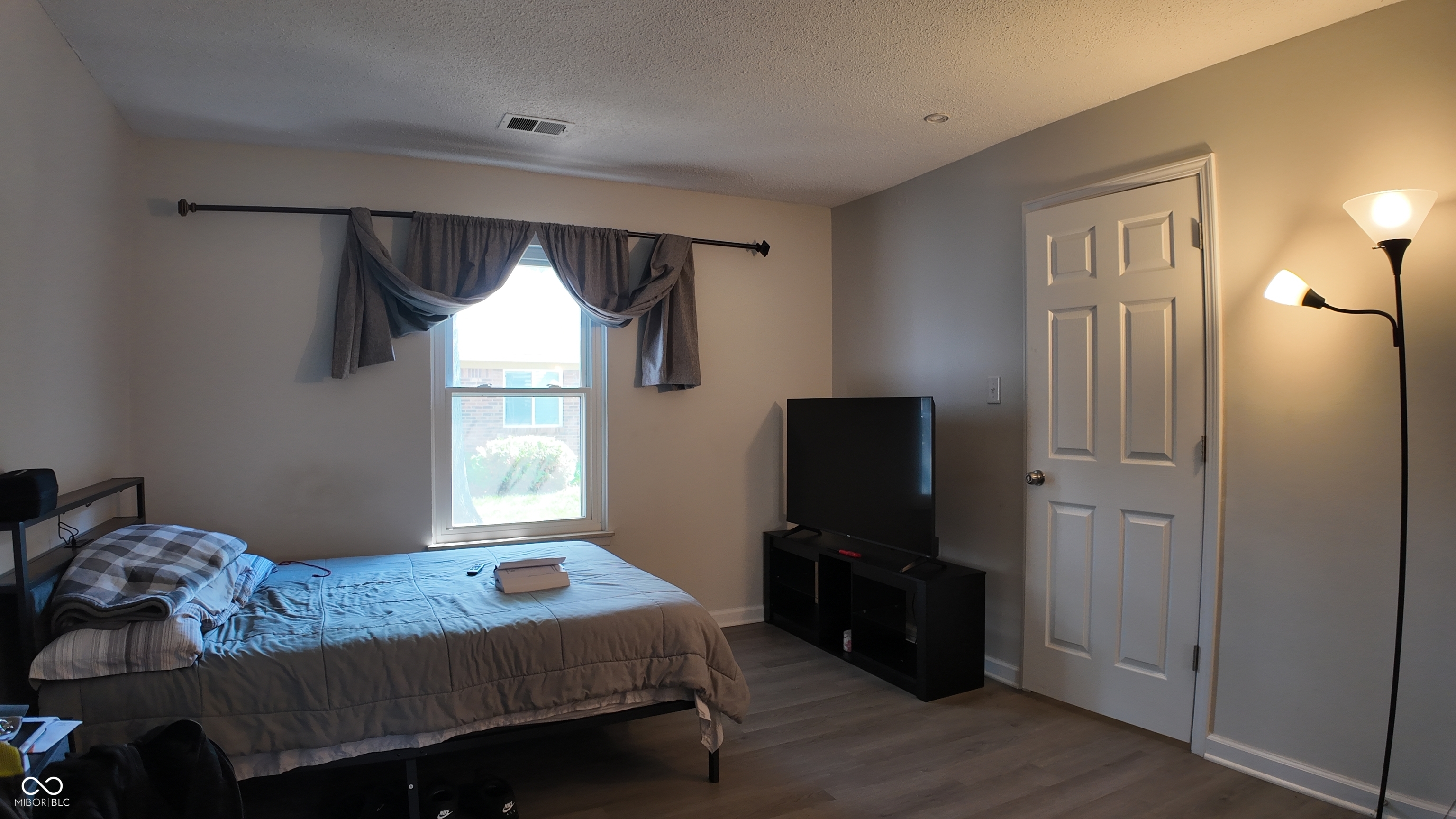 5938 Deerwood