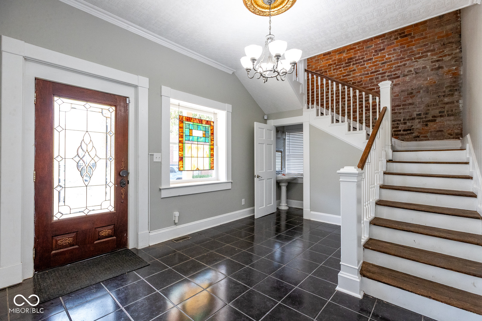 108 E 9th Street