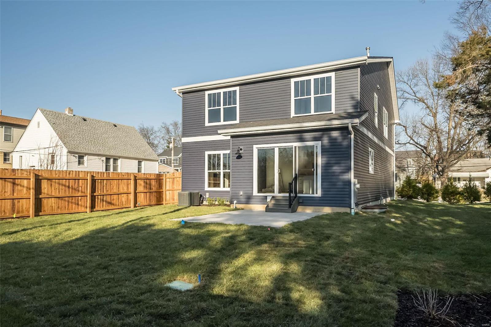 1119 Hilltop Drive