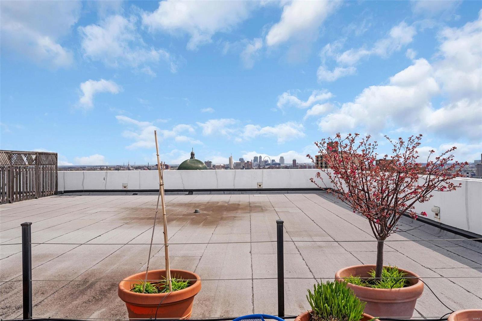 4501 Lindell Boulevard Unit: 6F