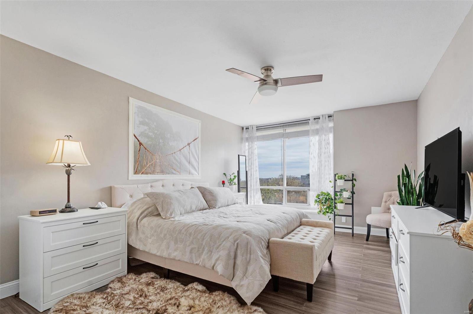 4501 Lindell Boulevard Unit: 6F