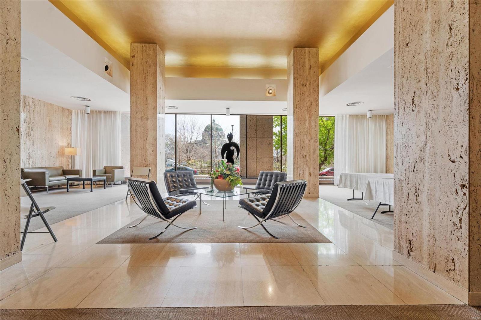 4501 Lindell Boulevard Unit: 6F