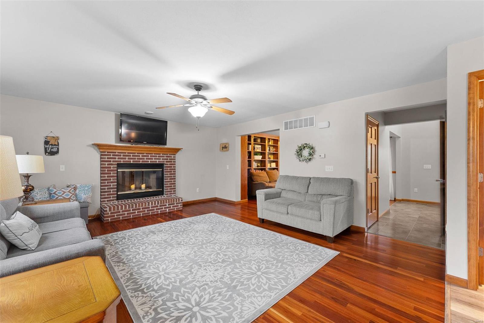 232 Huntsdale Drive