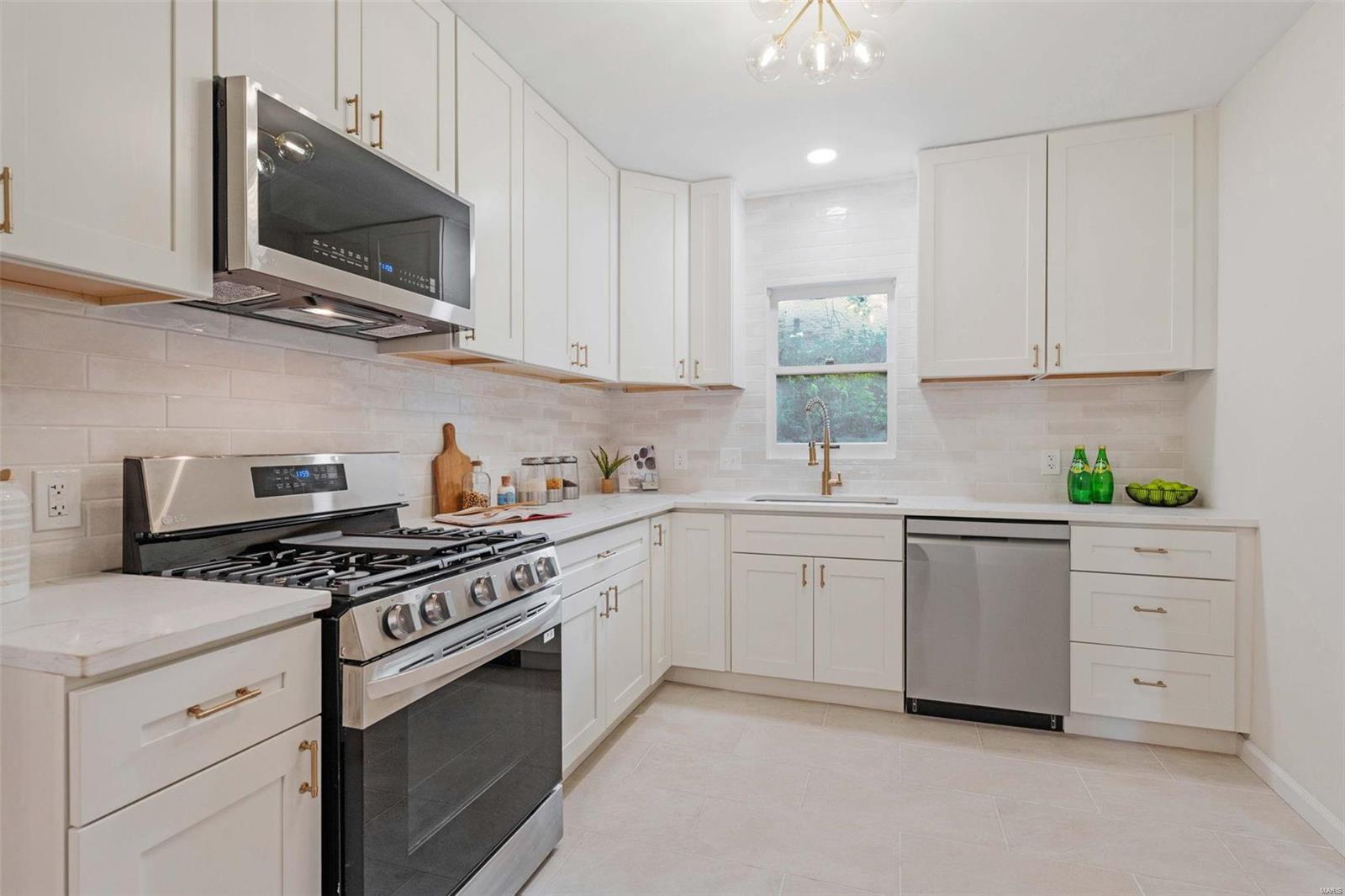 122 E Jackson Road