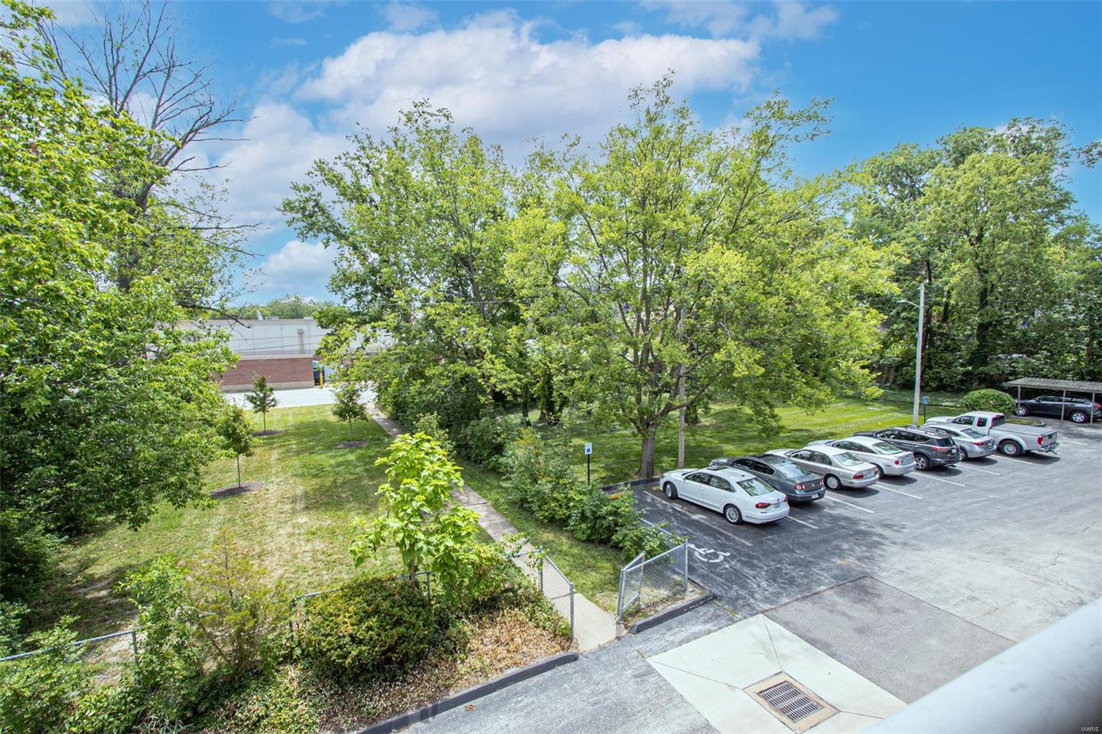 444 N Clay Avenue Unit: 3J