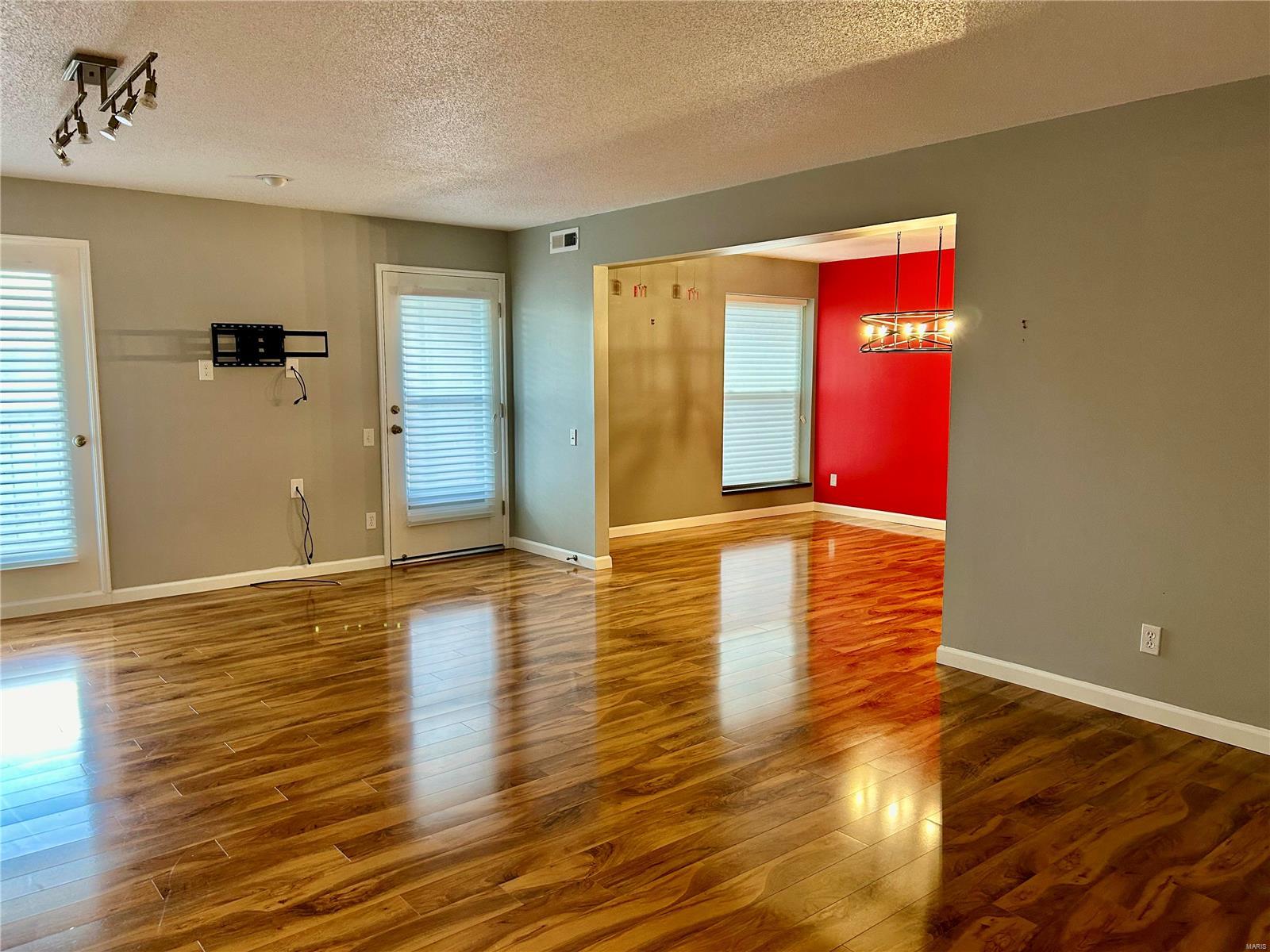 585 Coeur De Royale Drive Unit: 304