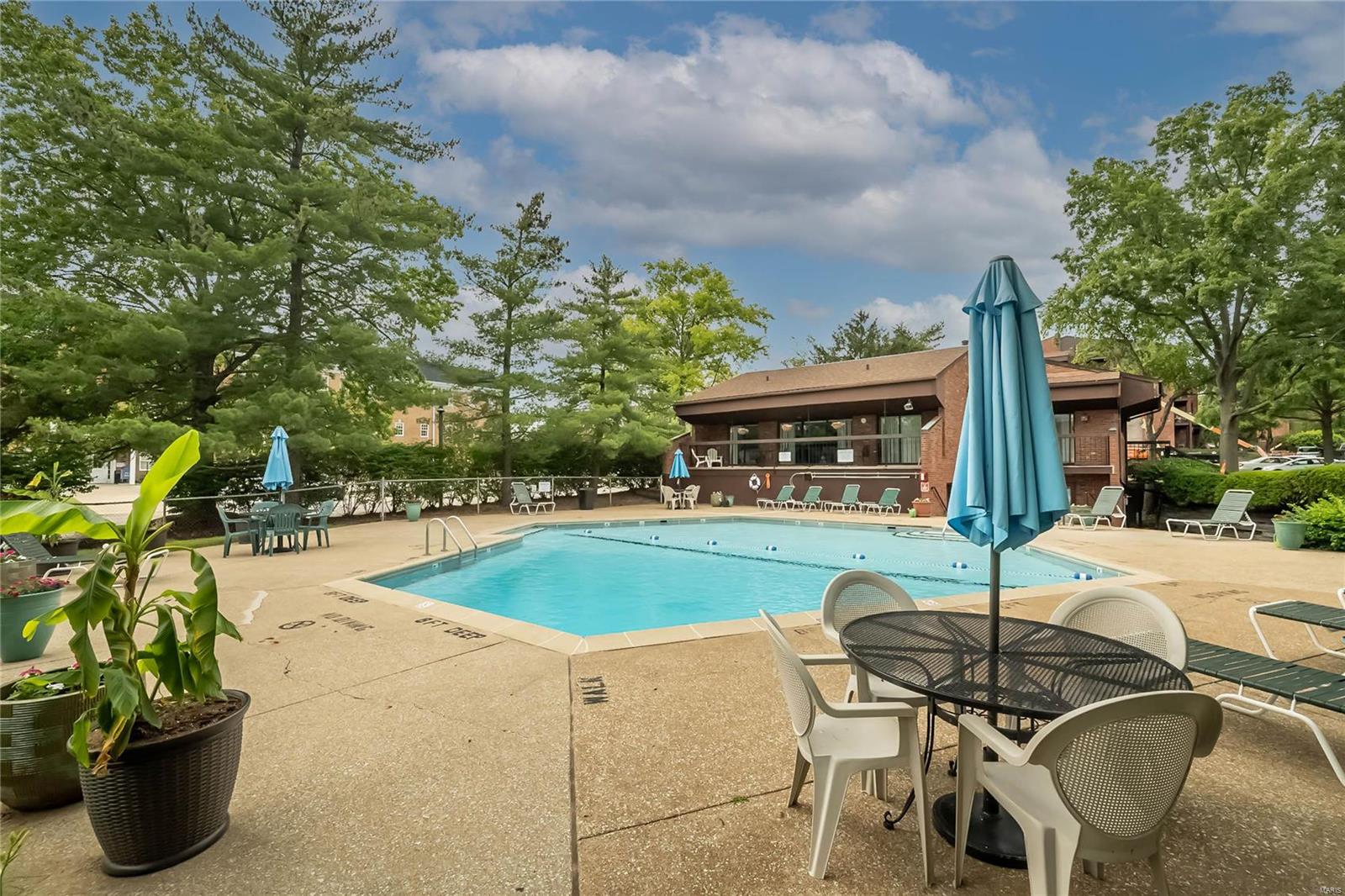 585 Coeur De Royale Drive Unit: 304