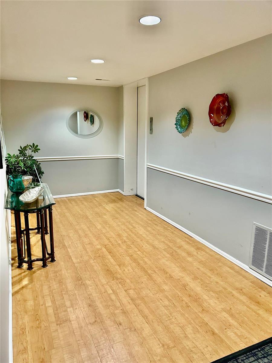 585 Coeur De Royale Drive Unit: 304