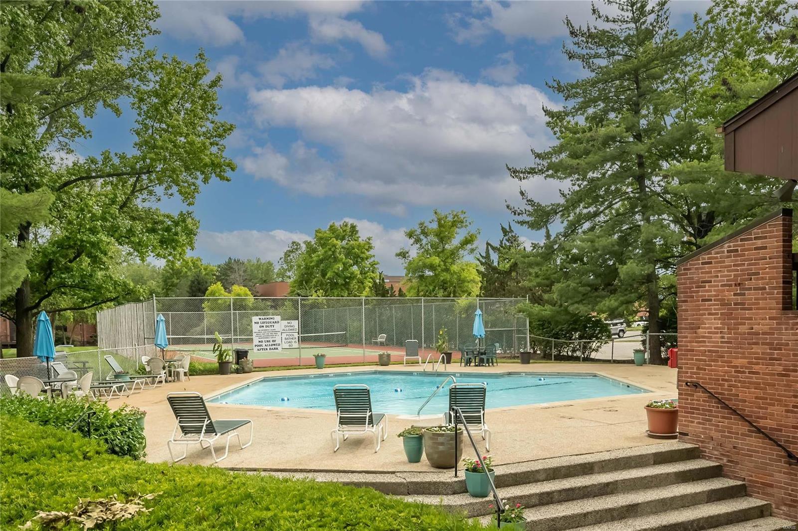585 Coeur De Royale Drive Unit: 304