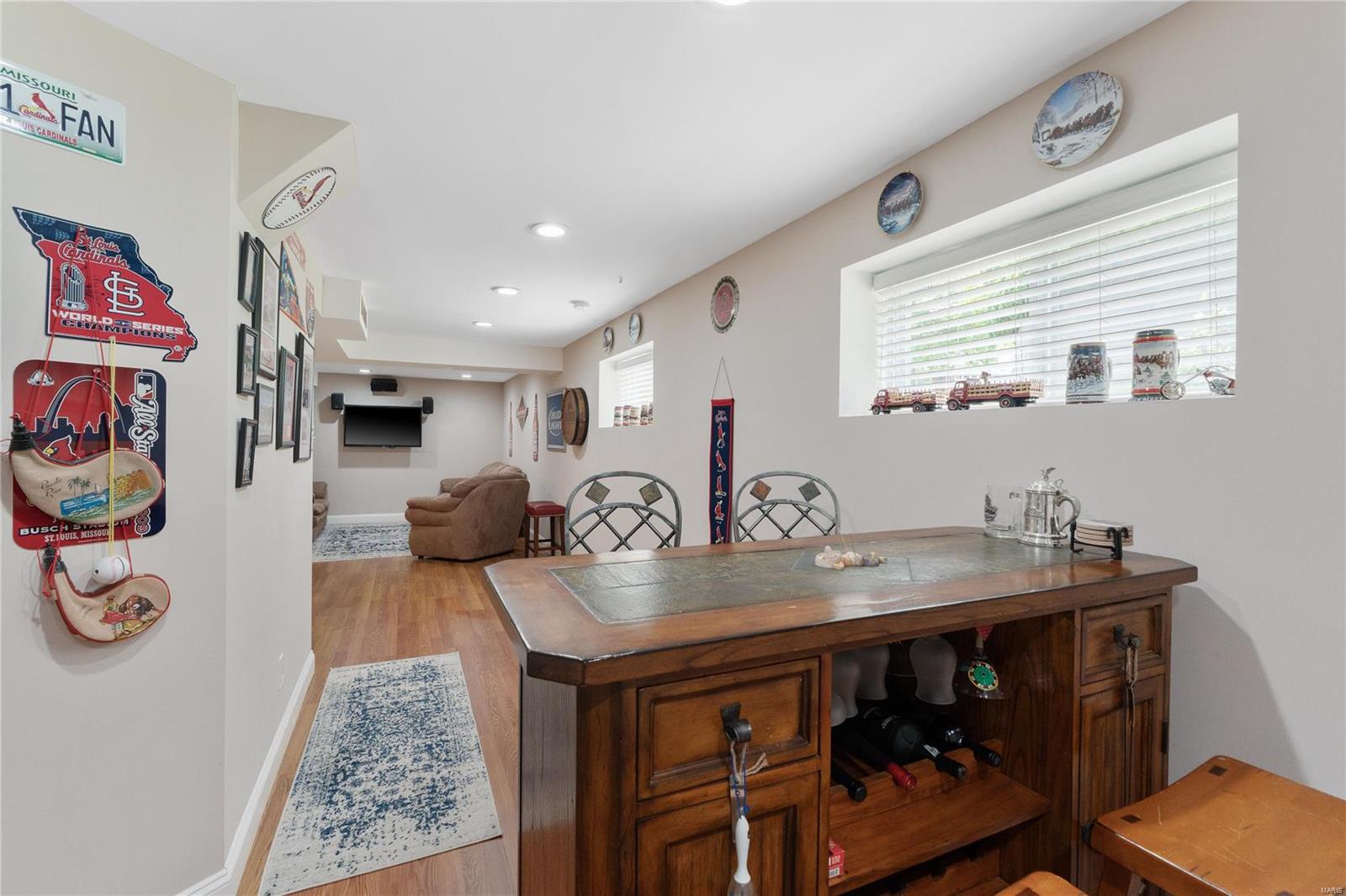 1605 Ivy Chase Lane