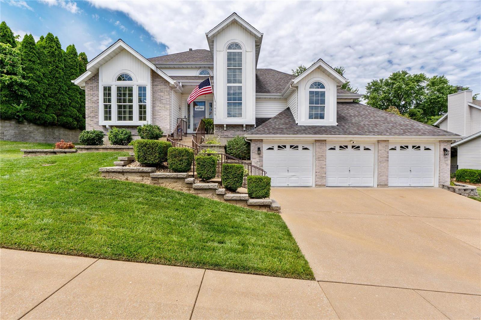 1605 Ivy Chase Lane