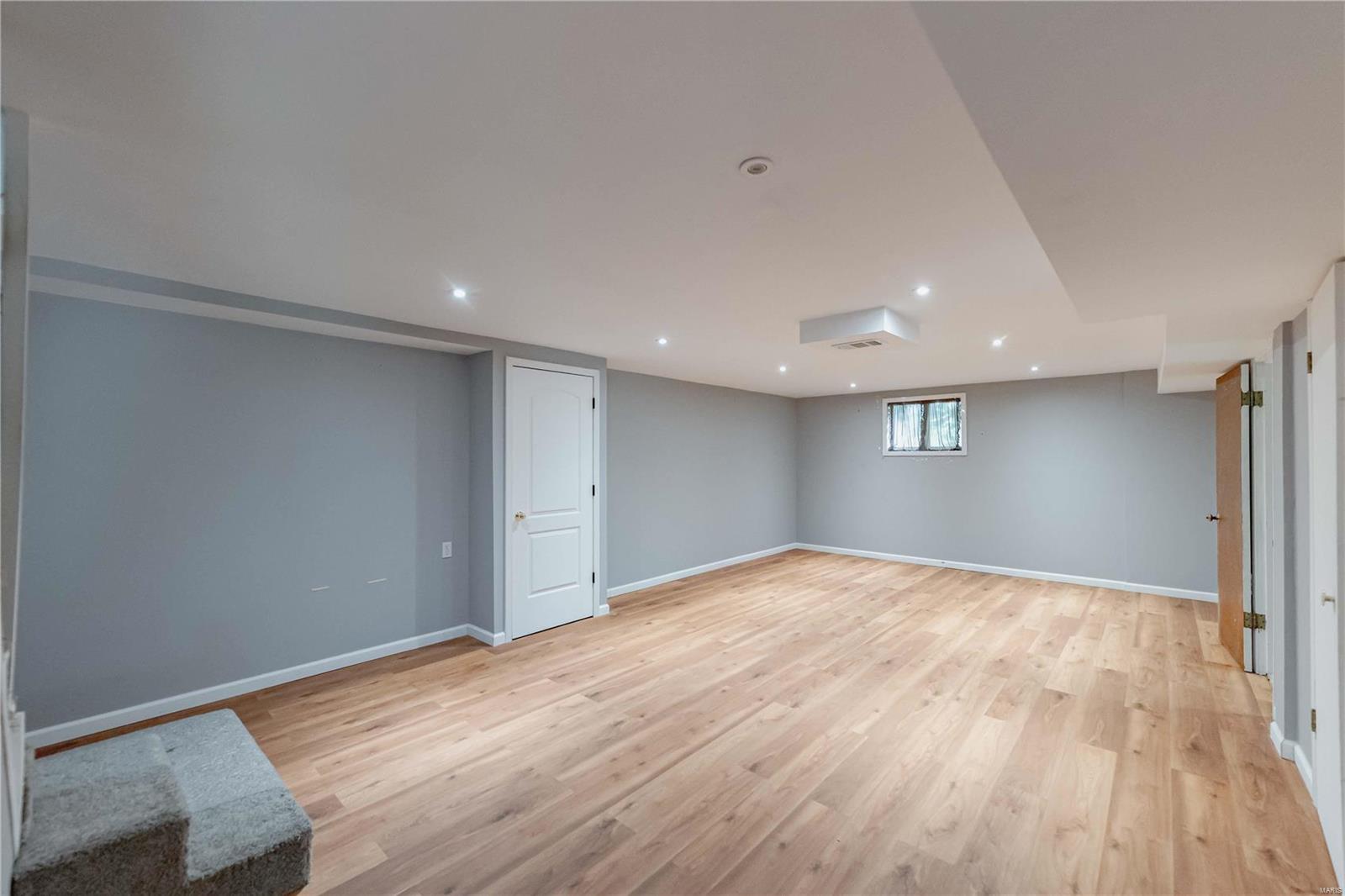 1122 Olivaire Lane