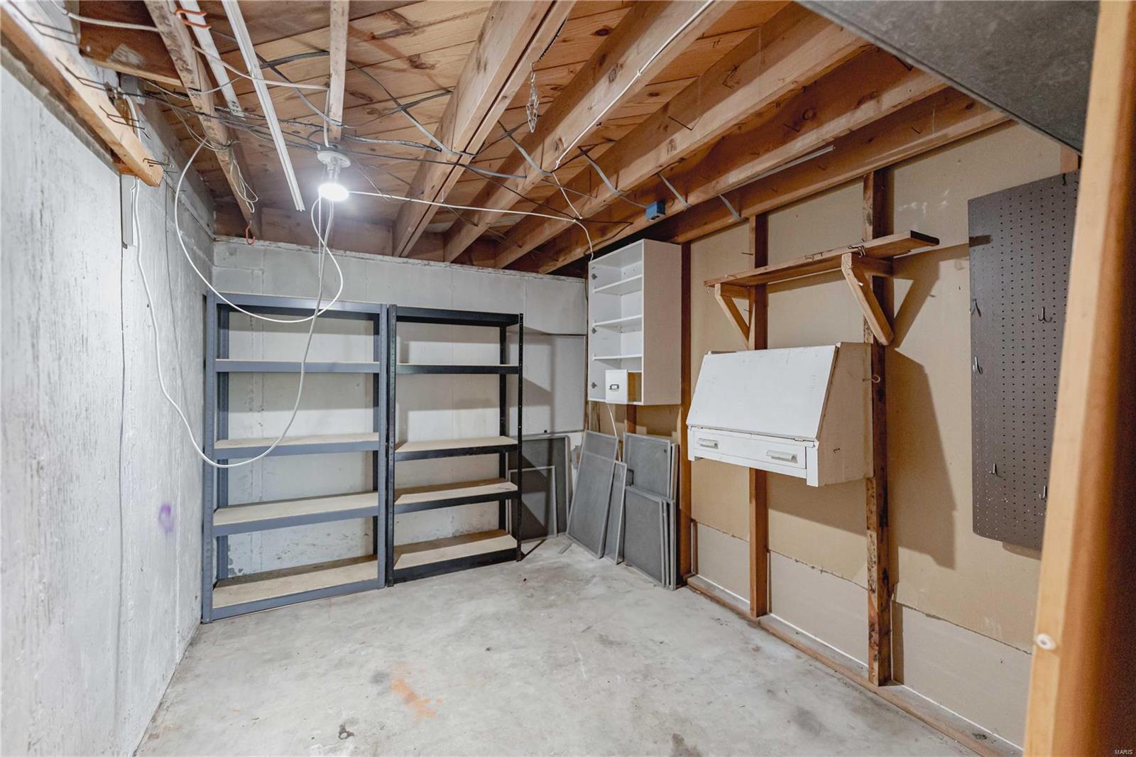 1122 Olivaire Lane