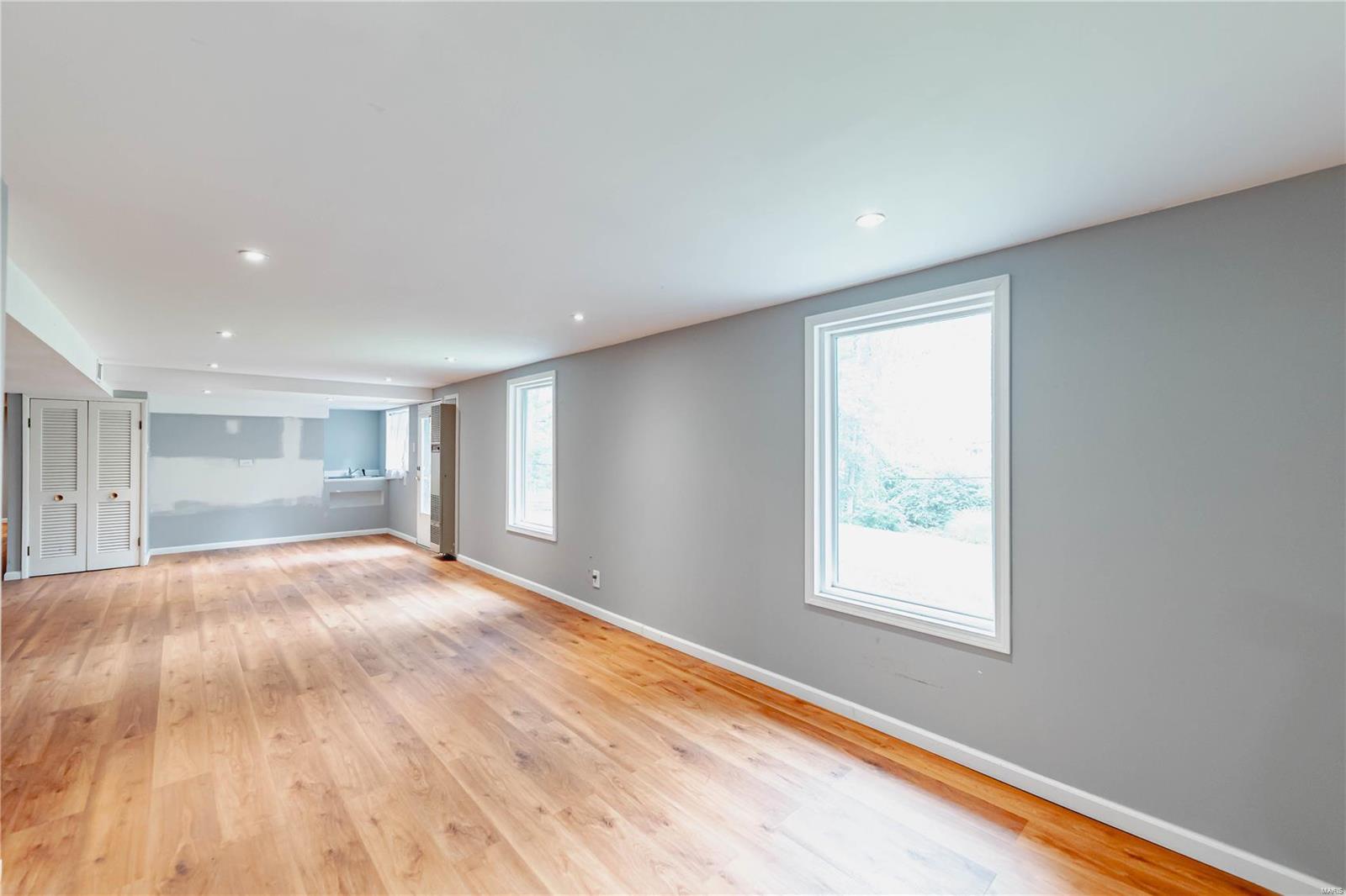 1122 Olivaire Lane