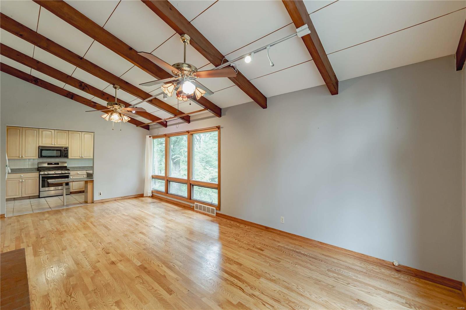 1122 Olivaire Lane