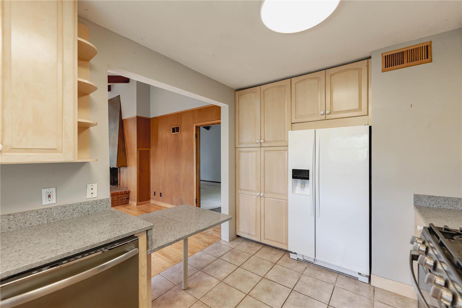 1122 Olivaire Lane