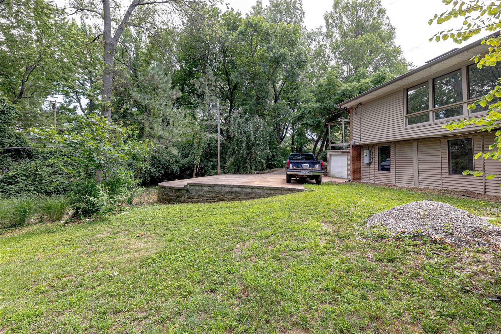 1122 Olivaire Lane