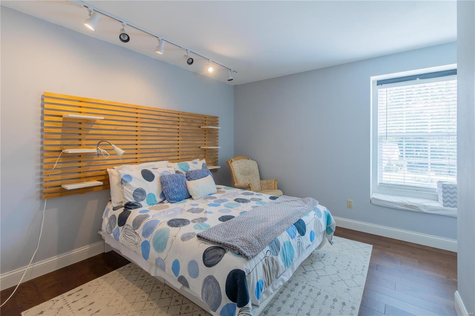 3009 Summerfield Manor Drive