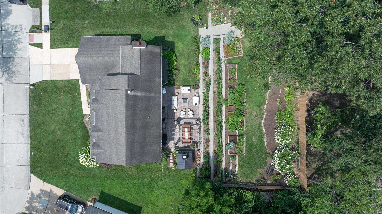 3009 Summerfield Manor Drive