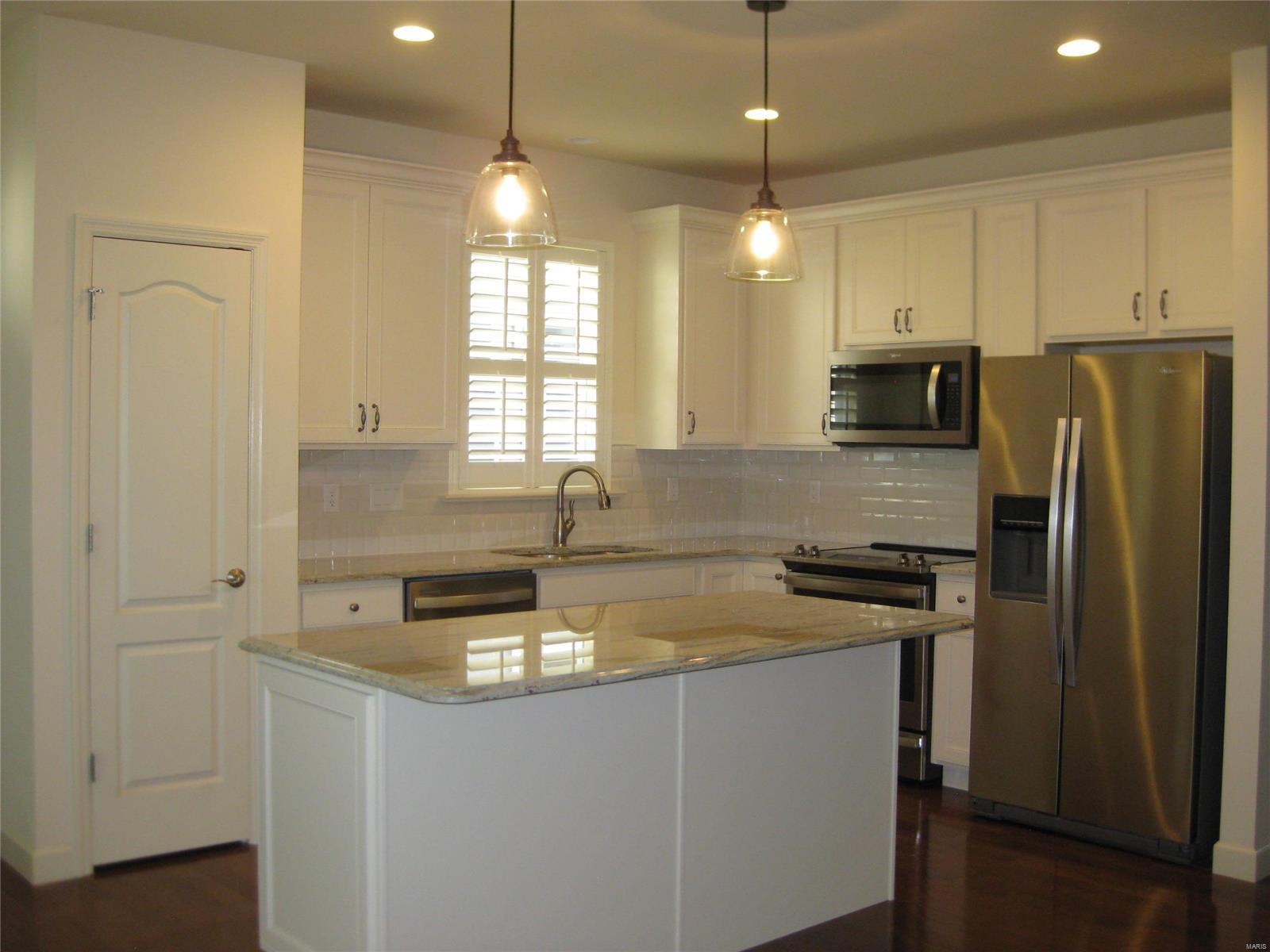 6180 Mackenzie Valley Court