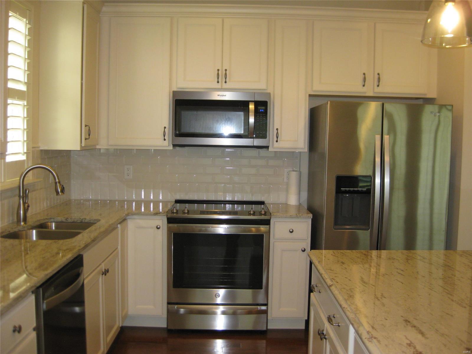 6180 Mackenzie Valley Court