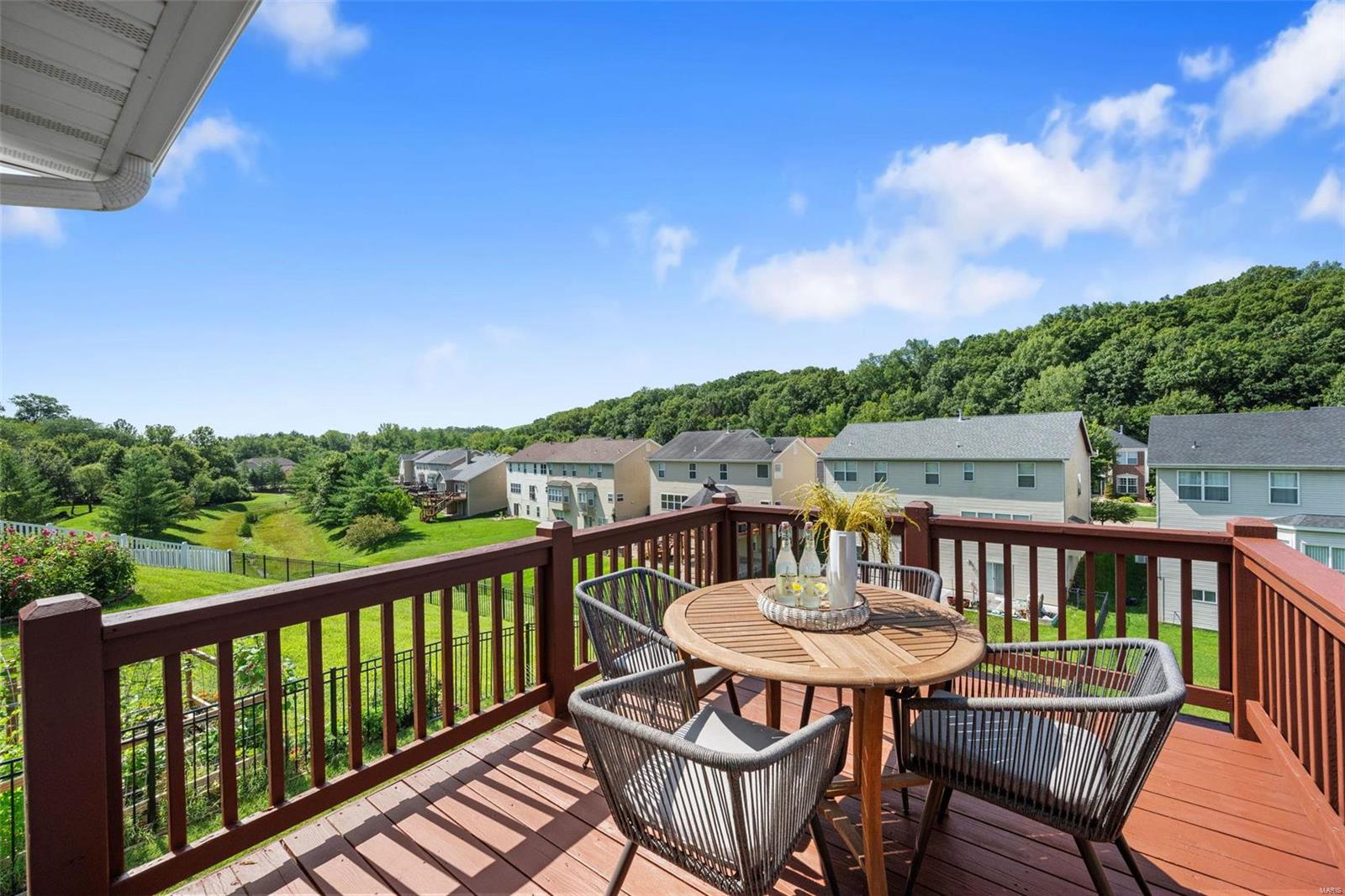 374 Lauren Landing