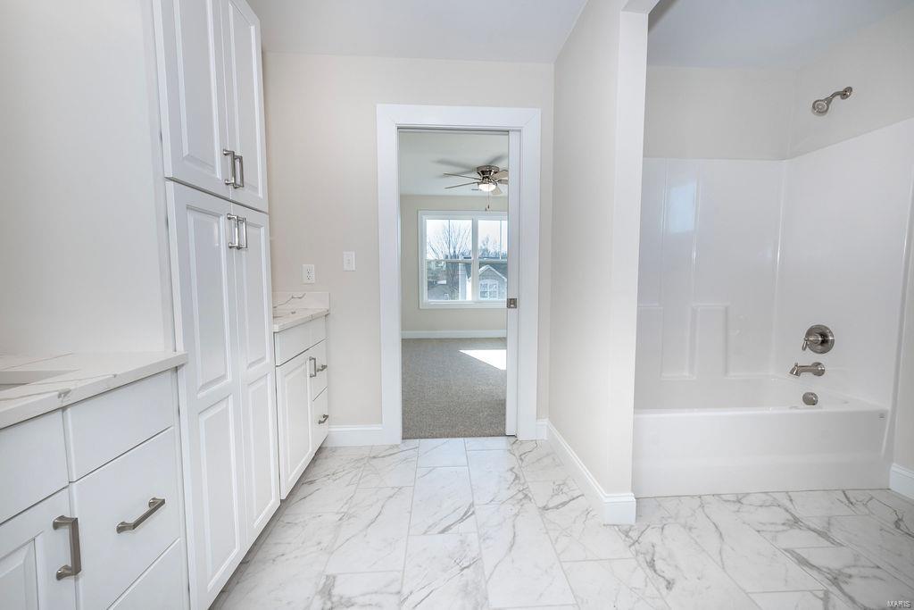 10433 Arthur Place