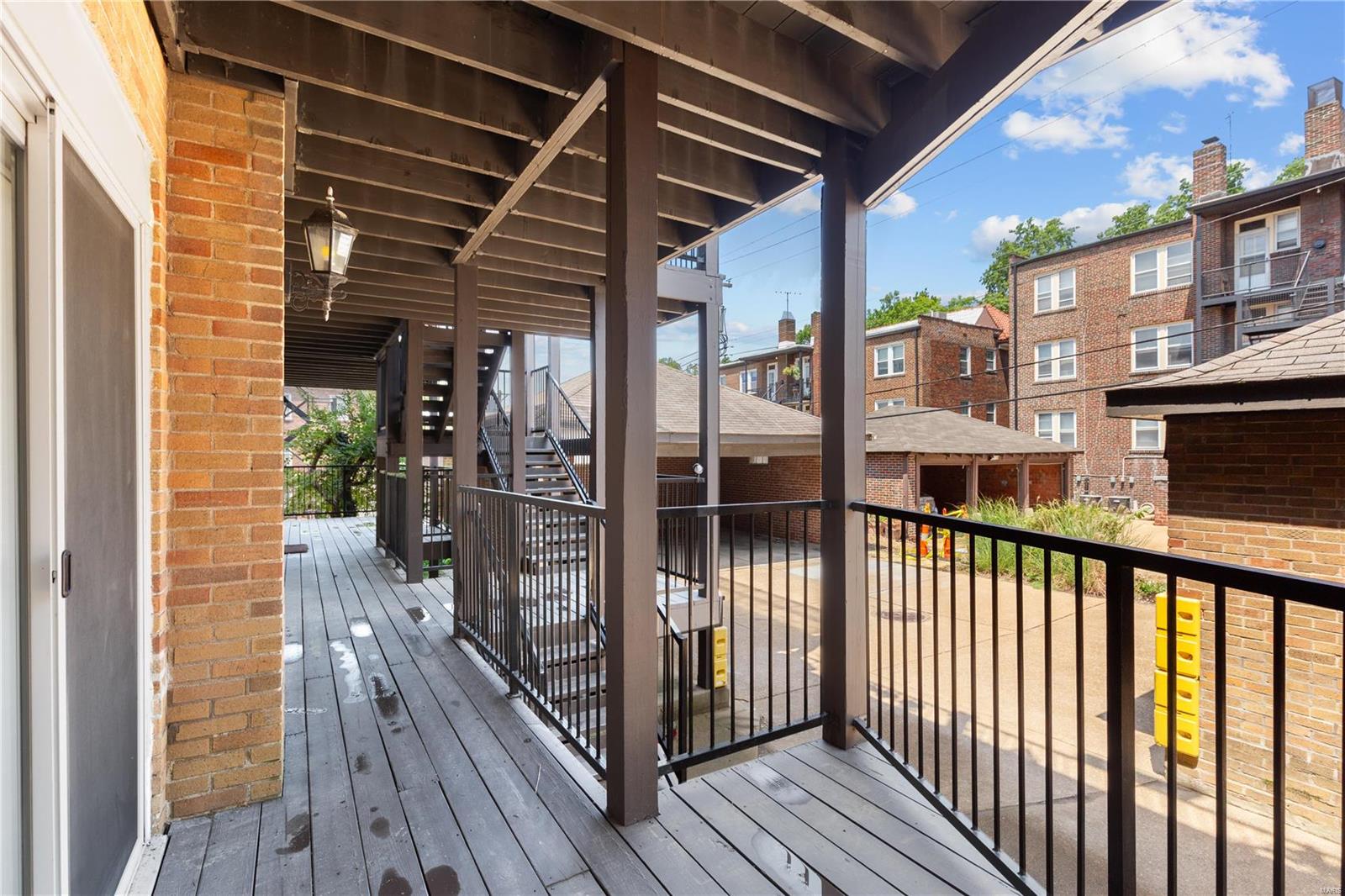 7515 Parkdale Avenue Unit: 1E
