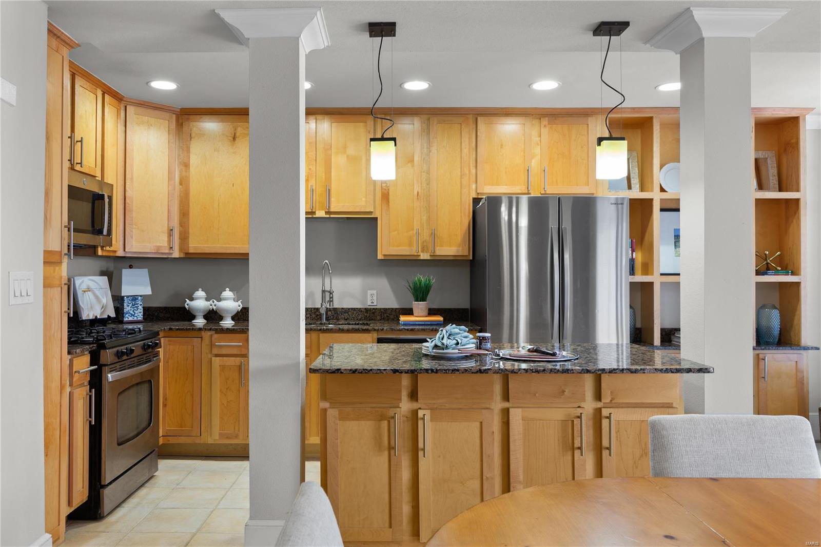 7515 Parkdale Avenue Unit: 1E