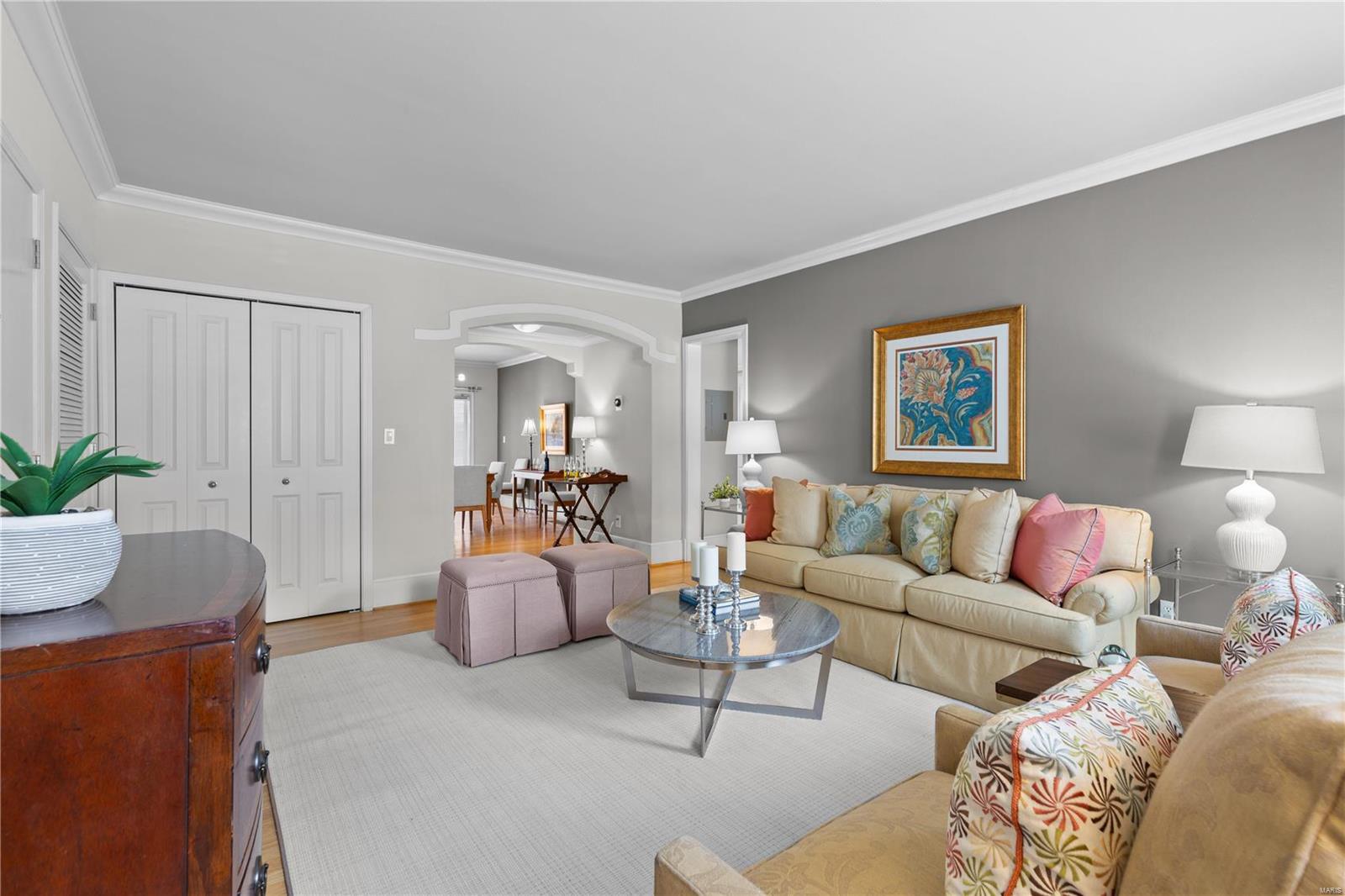 7515 Parkdale Avenue Unit: 1E