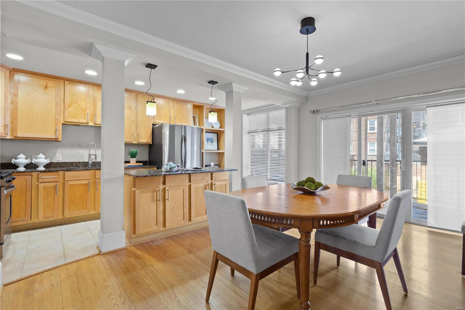 7515 Parkdale Avenue Unit: 1E