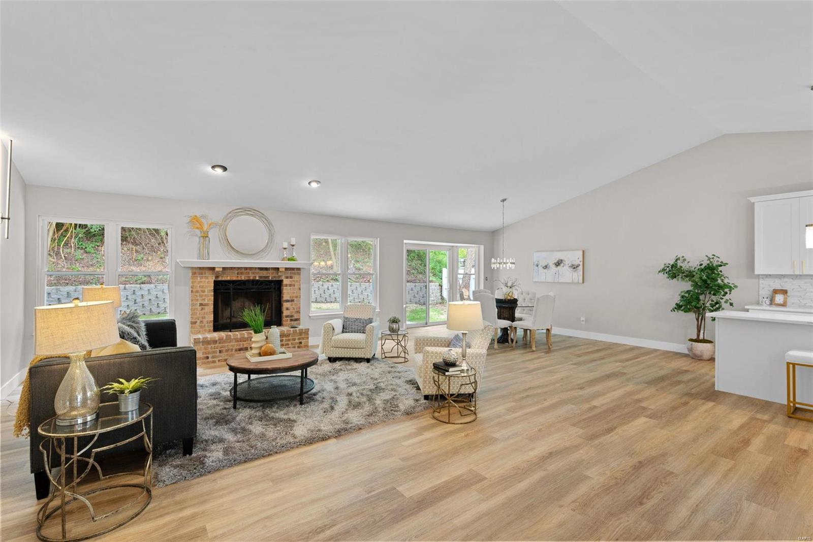29 Civic Park Court