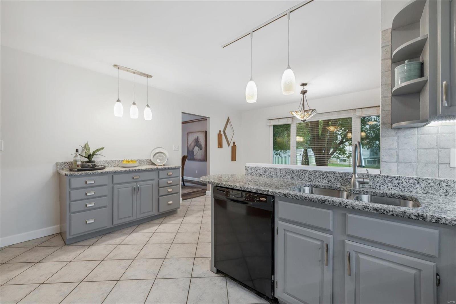 471 Mission Bay Drive