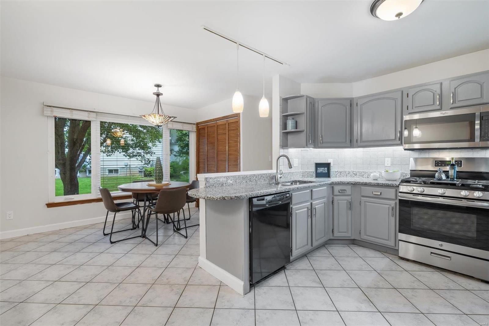 471 Mission Bay Drive