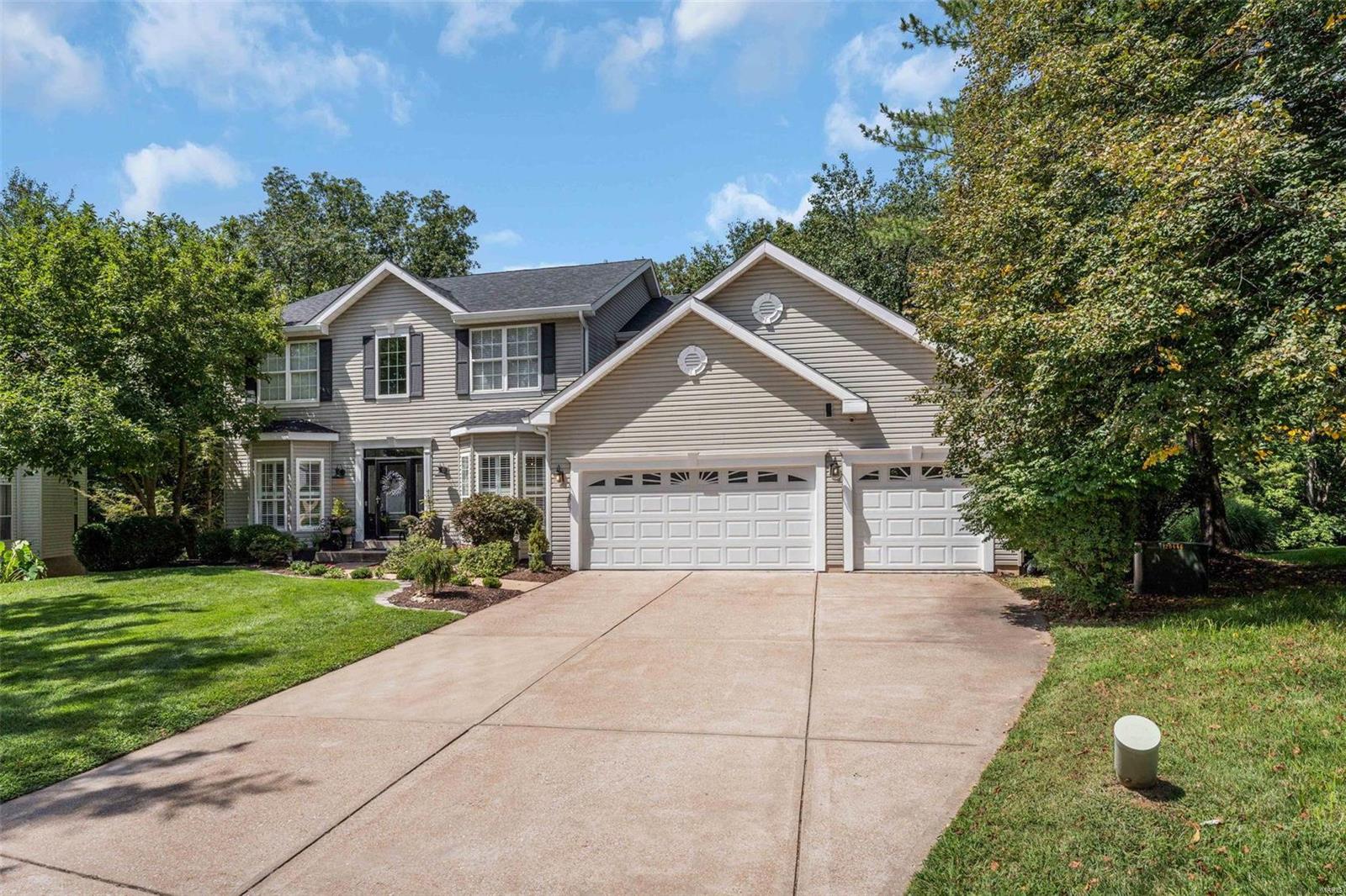 1104 New Ballwin Oaks Drive