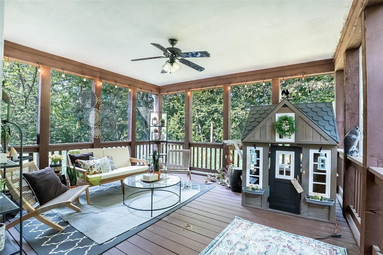 1104 New Ballwin Oaks Drive